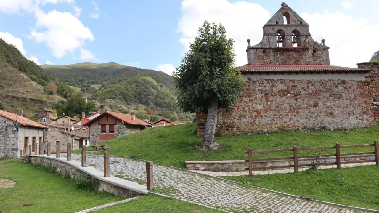 Casa Rural Cares Santa Maria de Valdeon Екстериор снимка