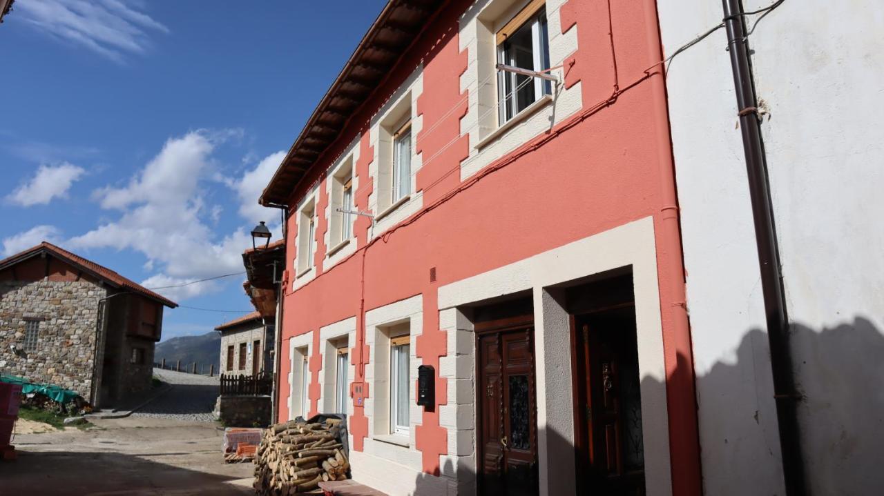 Casa Rural Cares Santa Maria de Valdeon Екстериор снимка